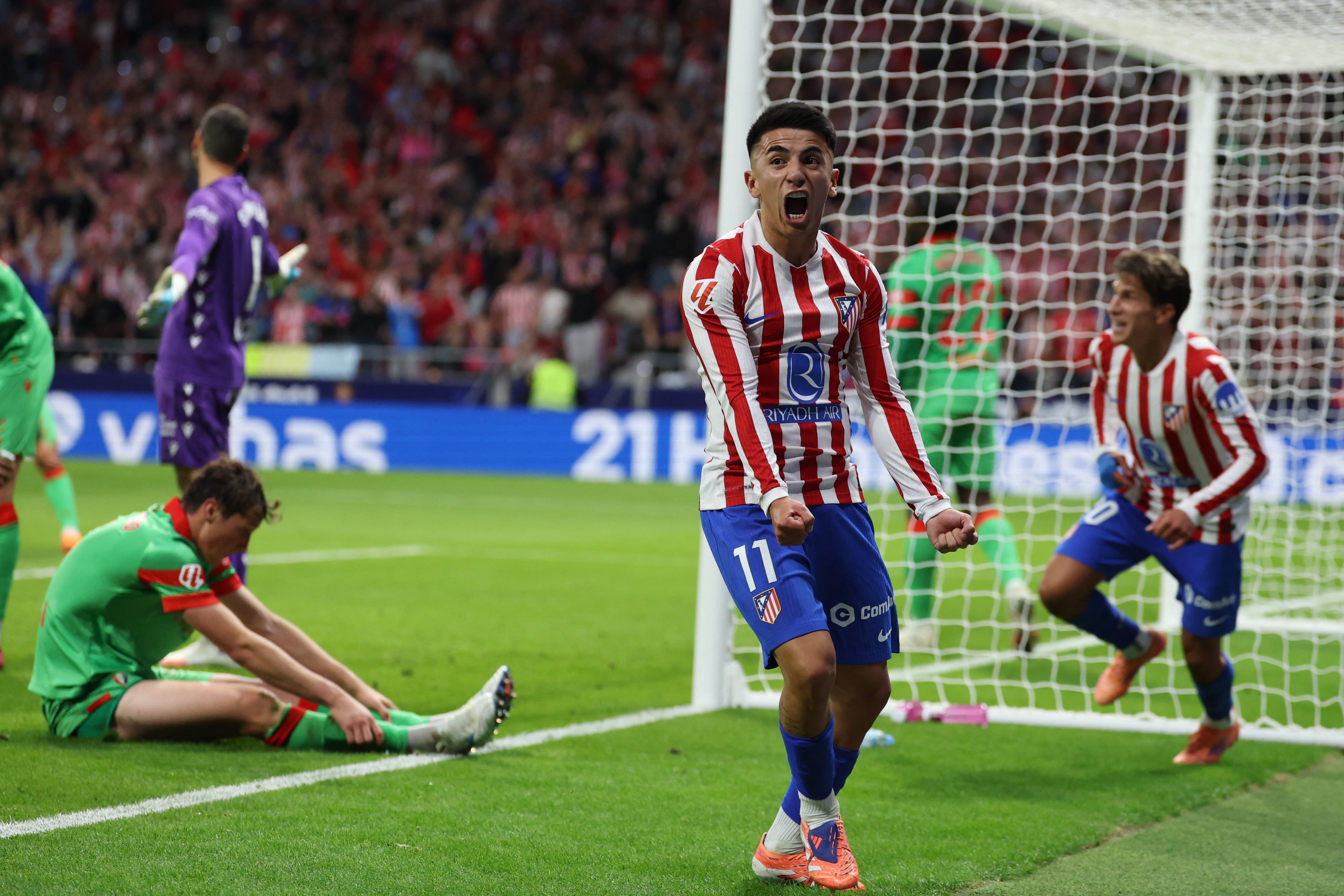 Almada grita su gol en el Atlético