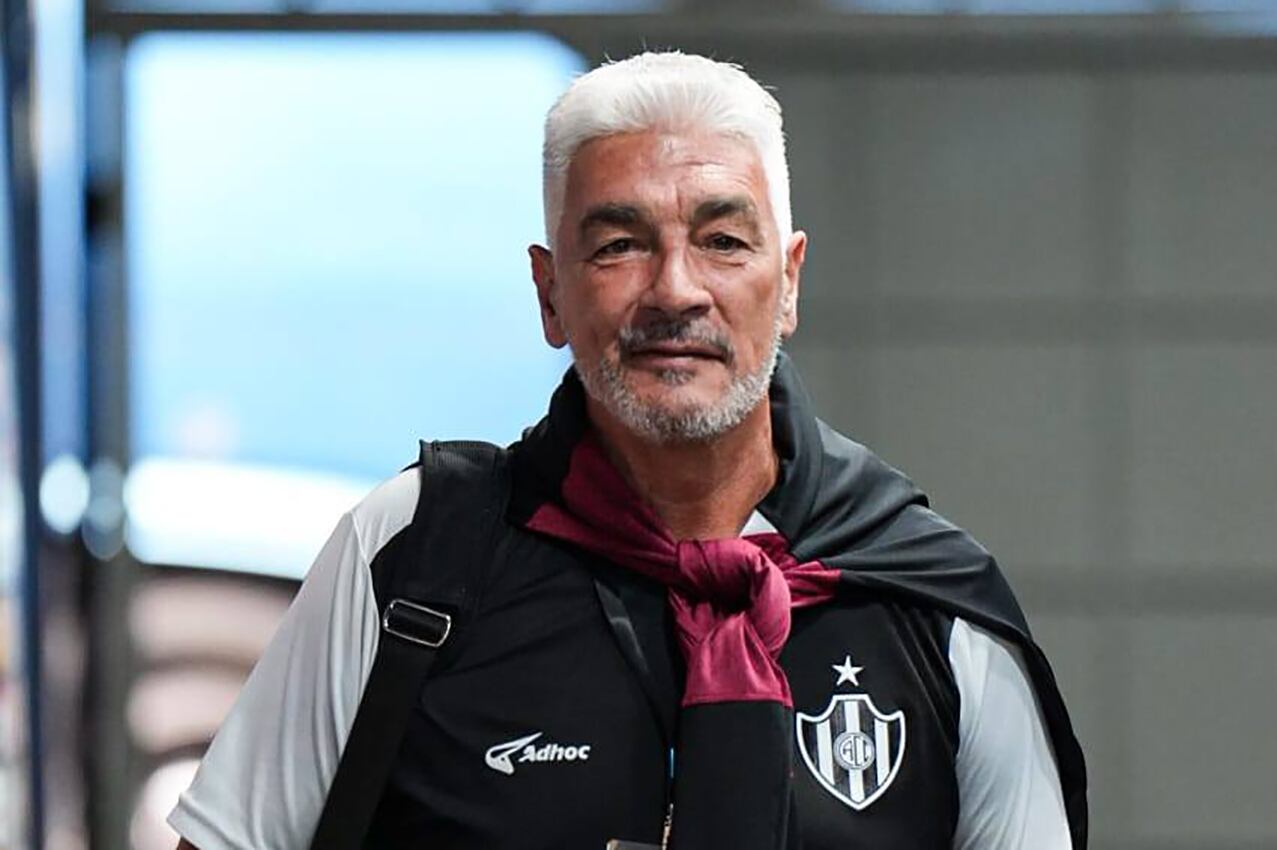 Omar De Felippe, el conductor de los sueños santiagueños.