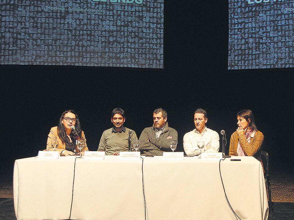 Los nietos recuperados fueron protagonistas de la celebración.