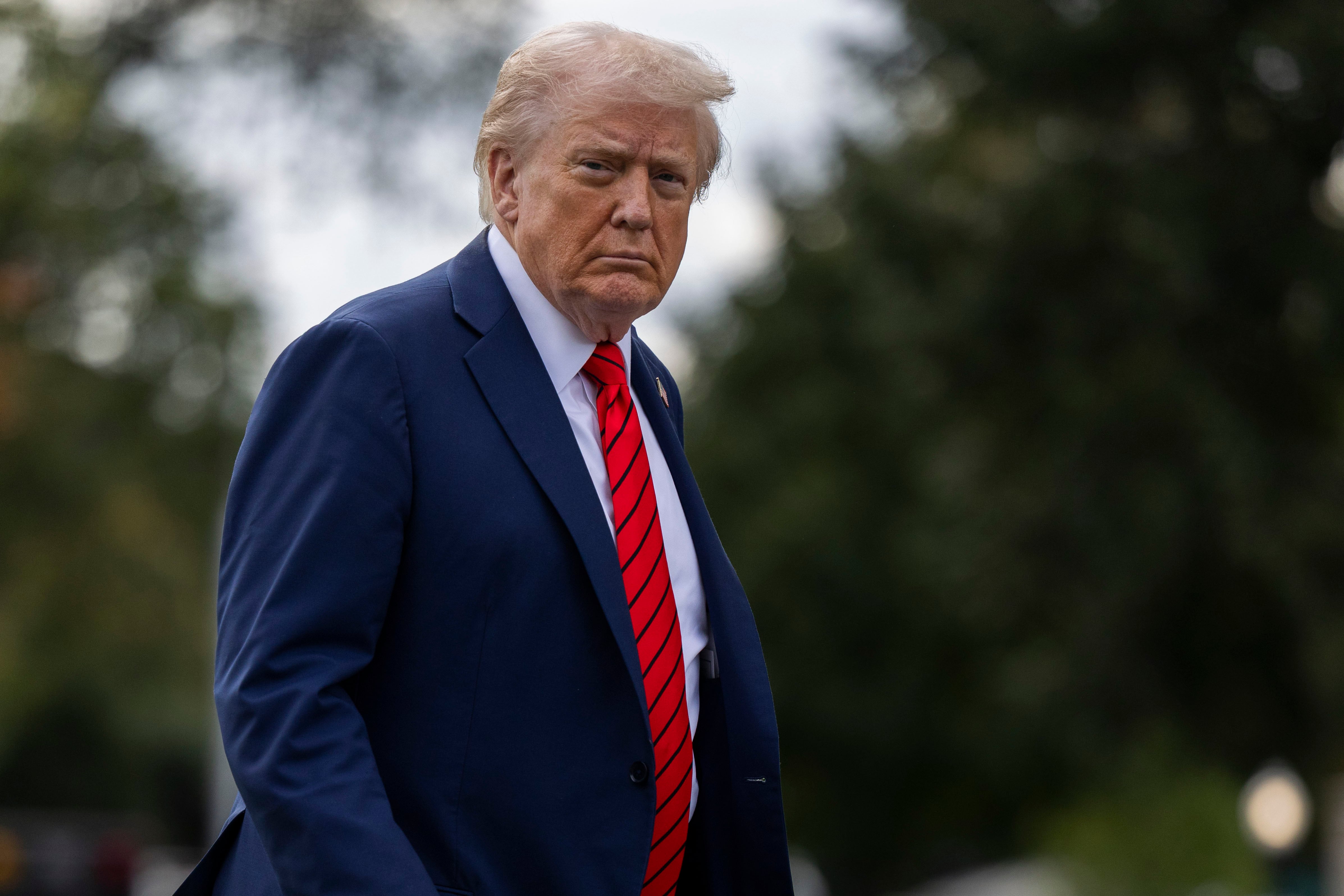 donald trump -15/10/2025