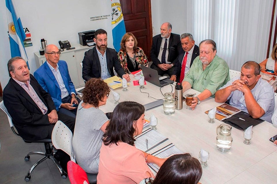 La paritaria docente seguirá el jueves, y el viernes arrancan ATE y Upcn.