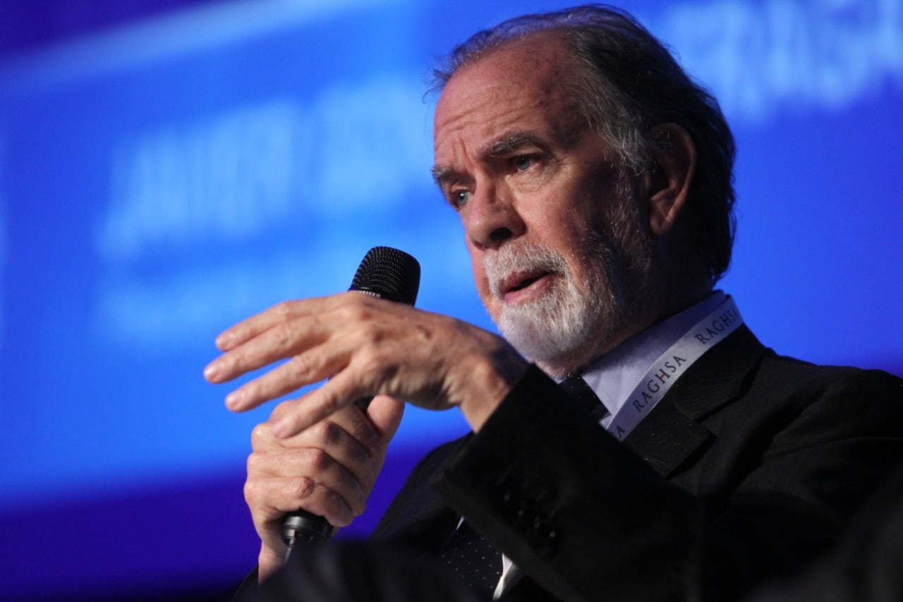 Javier González Fraga cobra 450 mil pesos mensuales por un cargo en el Bladex.