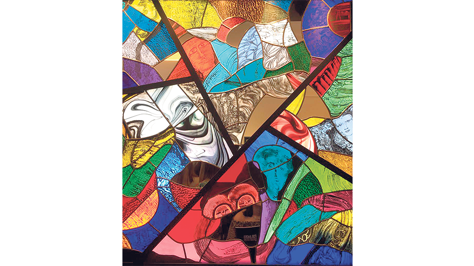 Detalle del vitral de Yuyo Noé. Abajo: una de sus pinturas.