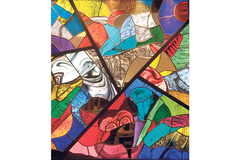Detalle del vitral de Yuyo Noé. Abajo: una de sus pinturas.