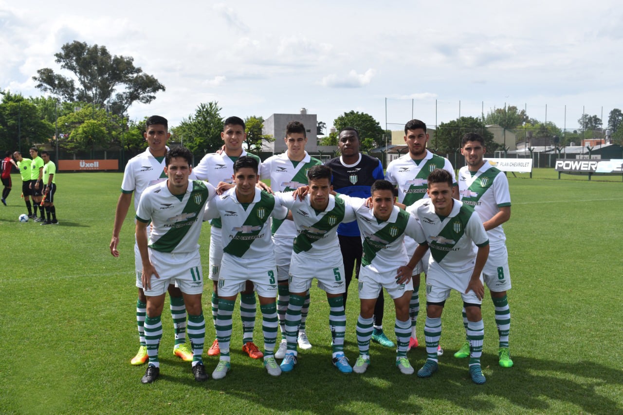 Partido de Reserva en 2016/17. Aparecen Maldonado, Payero, Arboleda, Asenjo y Alvarez (arriba, del segundo al sexto); Bravo, Linares y Gómez (al medio, abajo). Los 8 integran el plantel actual.