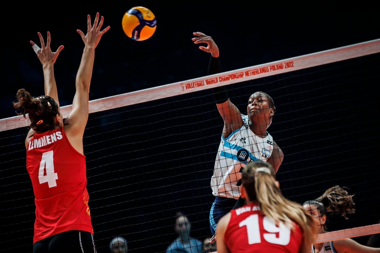 Erika Mercado intenta superar el bloqueo de Lemmens