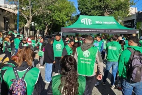 La decisión fue tomada durante un multitudinario Congreso Nacional del sindicato, en el que participaron dirigentes de todo el país.(Prensa ATE)