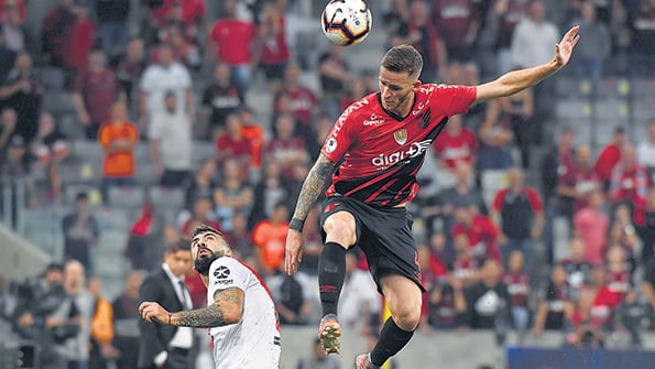 La velocidad de los brasileños fue imposible de contener para River.