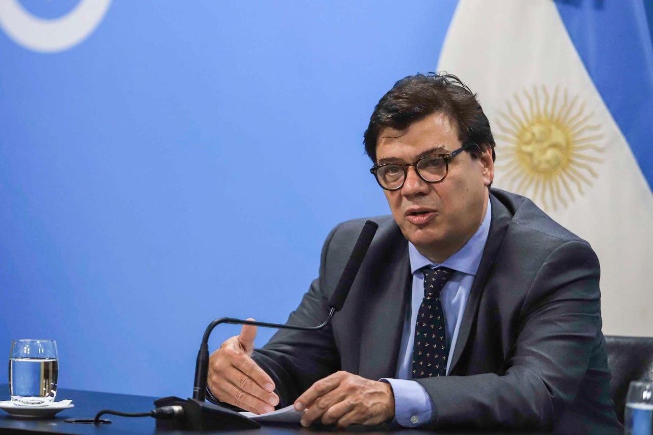 Claudio Moroni,  ministro de Trabajo. Segunda reunión del año del Consejo del Salario.