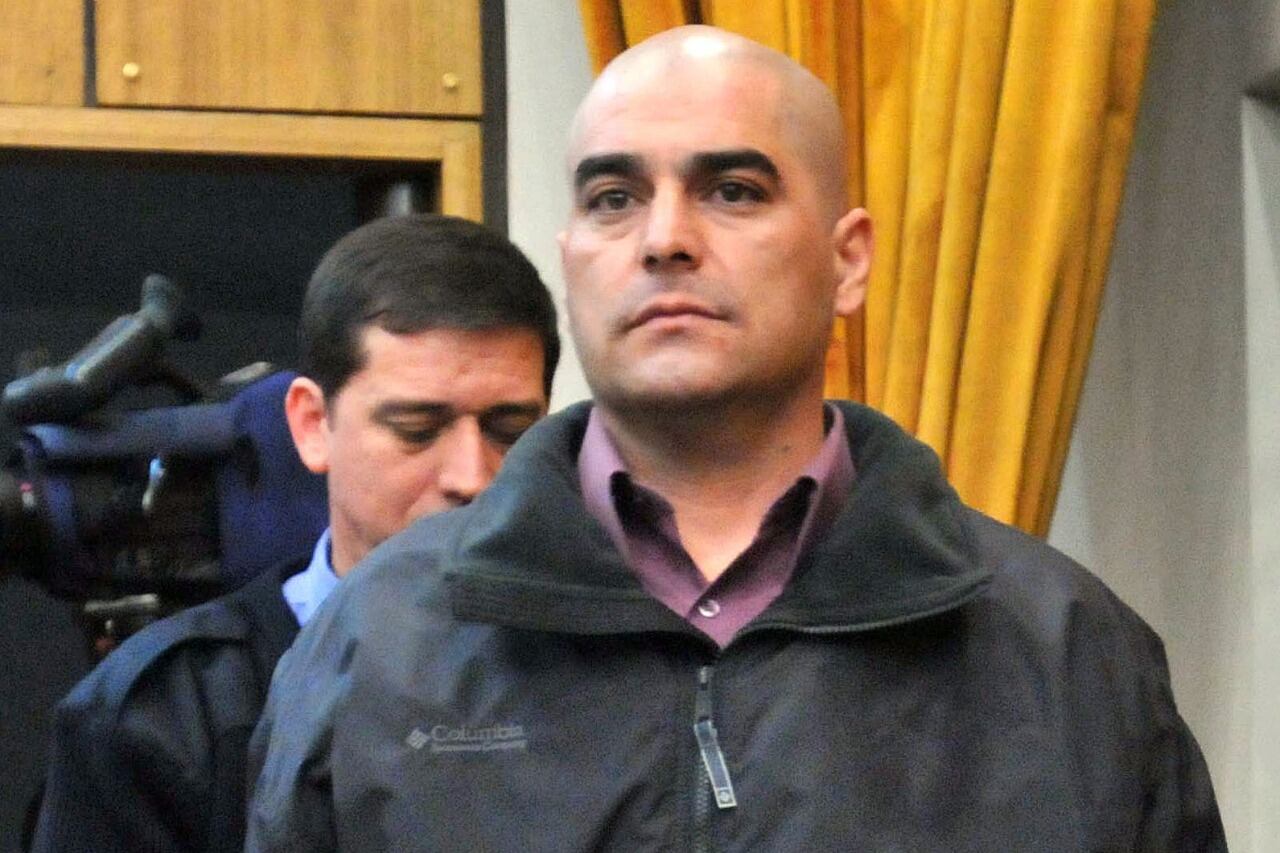 El ex policía José Poblete, condenado por el asesinato del maestro Carlos Fuentelba, fue incluido en la nómina de presos con problemas de salud que potencialmente podrían pedir la prisión domiciliaria.