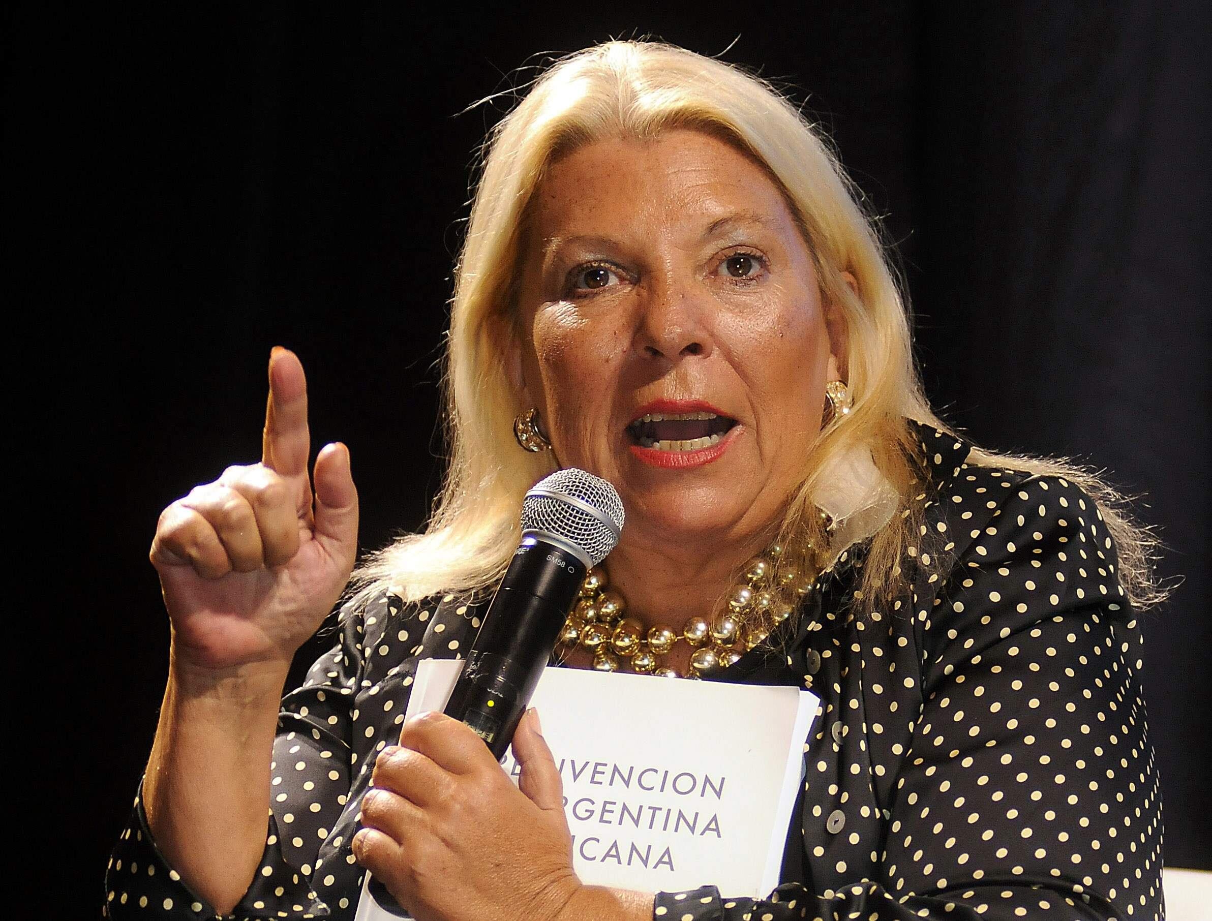 Carrió salió a defender a los represores.