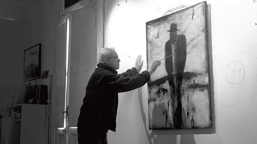 López Armentia abrió su taller de Flores como espacio de exposición de sus obras.