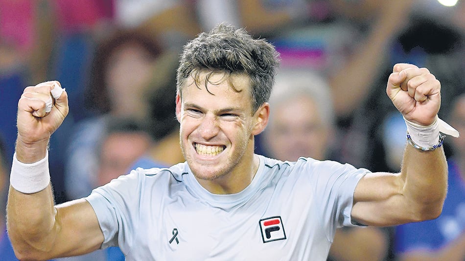 Diego Schwartzman festeja el triunfo en Montecarlo frente al bahiense Pella.