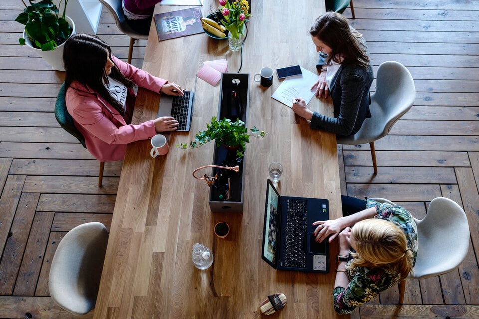 Cada vez más trabajadores del sector migran del trabajo formal al informal 