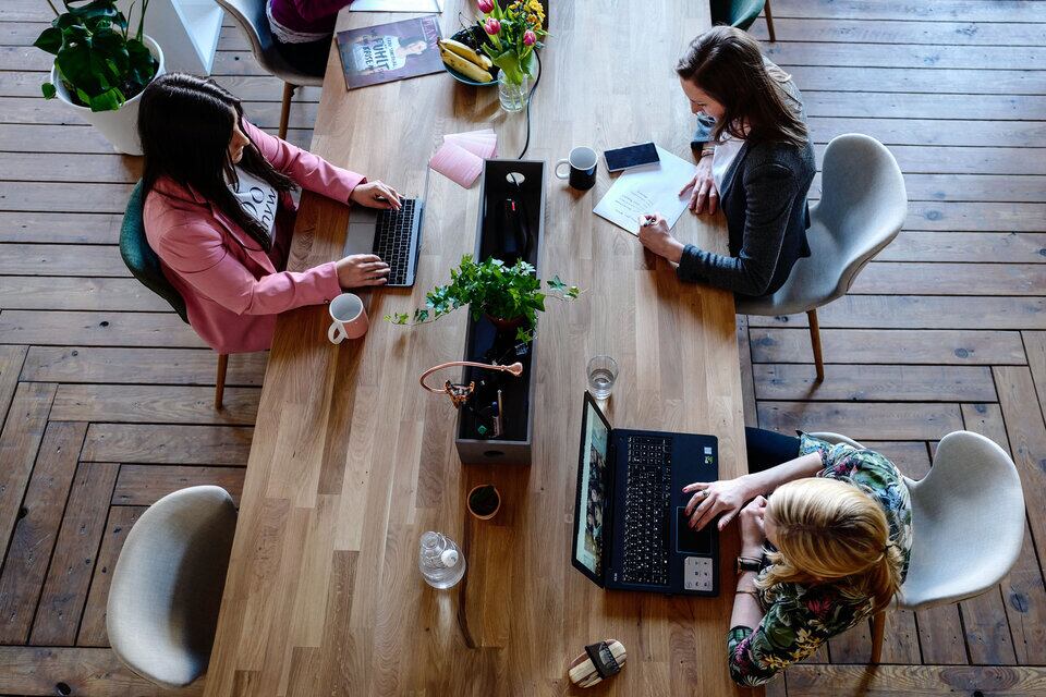 Cada vez más trabajadores del sector migran del trabajo formal al informal 