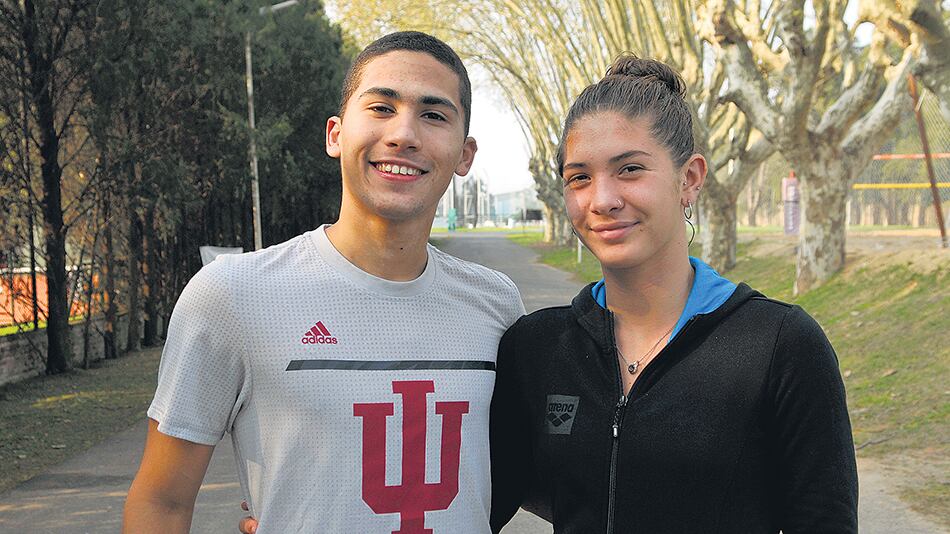 Franco Serrano y Martina Armanazqui Tur (una de las más jóvenes del certamen), que representarán a la Argentina en la categoría pentatlón moderno.