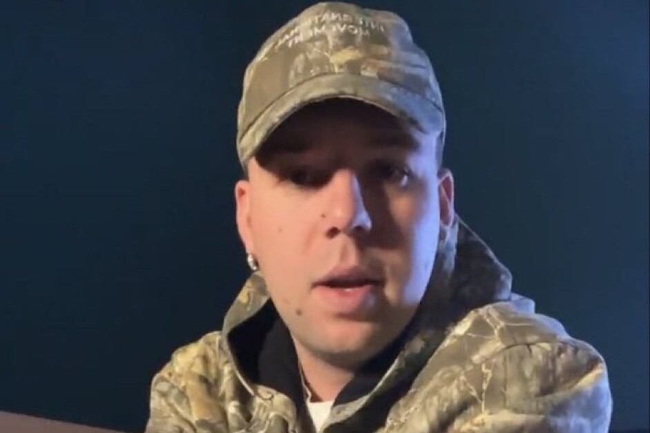 Tras confirmar su decisión en un vivo de Instagram, eliminó todas sus publicaciones de su red social.