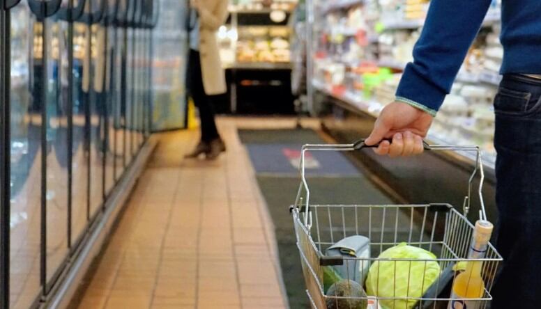 Industriales resaltaron que la implementación de aperturas sin controles tuvo consecuencias desastrozas para la producción nacional. Imagen: iStock.