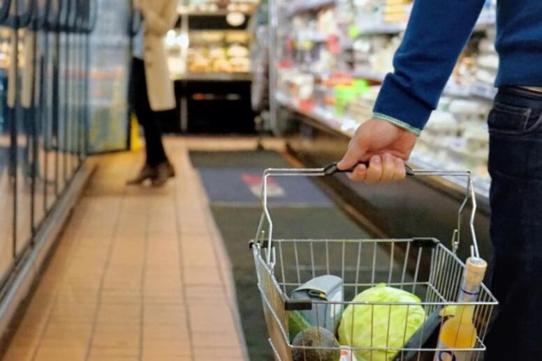 Industriales resaltaron que la implementación de aperturas sin controles tuvo consecuencias desastrozas para la producción nacional. Imagen: iStock.