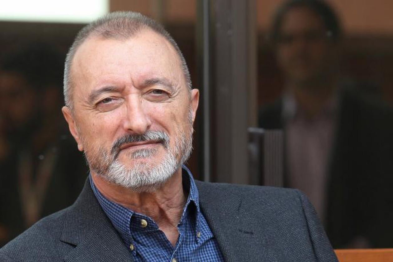 Pérez-Reverte habló en una conferencia de prensa online.