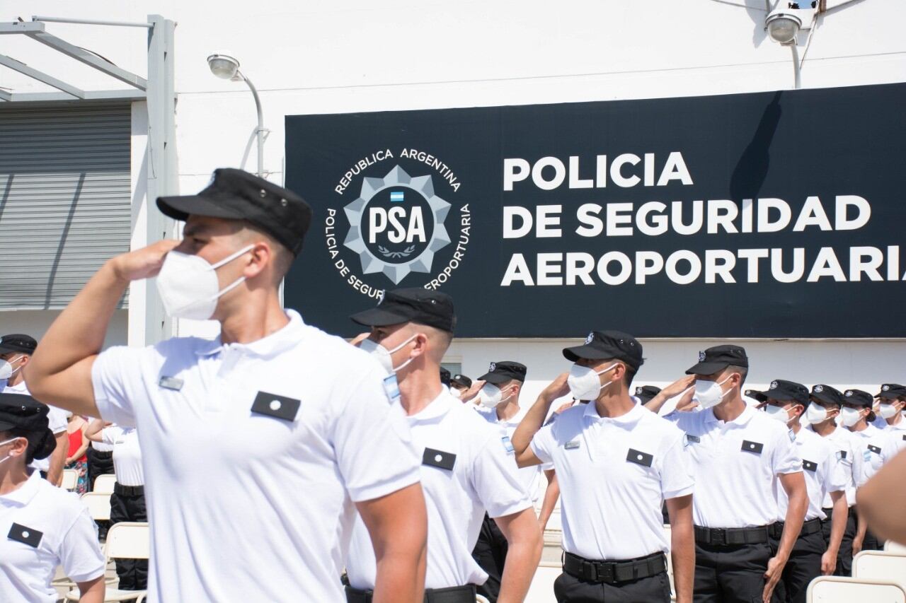 El director de la PSA, José Glinski, y la fuerza aparecieron mencionados en la conversación virtual que se filtró de un grupo de empresarios, magistrados federales, y funcionarios porteños. (TW/@SeguridadPSA)