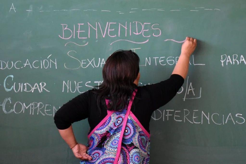 Otras docentes consideraron que la resolución de Acuña es "totalmente inaplicable".