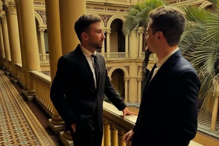 Mauricio Novelli y Manuel Torres Godoy, los creadores del Foro, en su visita a Casa Rosada.