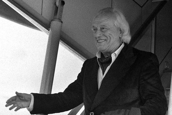 Rafael Alberti murió el 28 de octubre de 1999