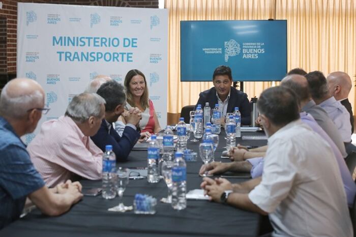 Marinucci reunió a los empresarios del transporte.