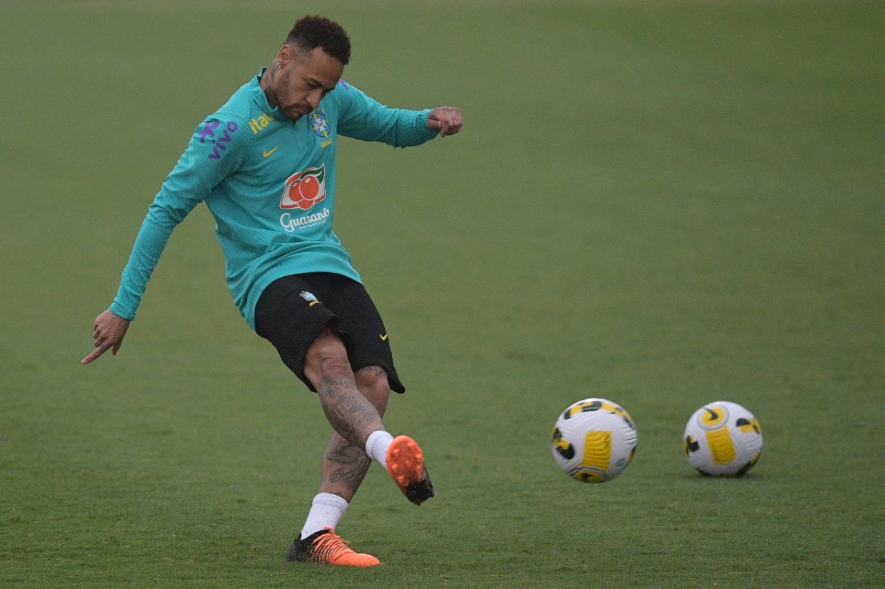 Neymar regresa para el partido de Brasil ante Chile