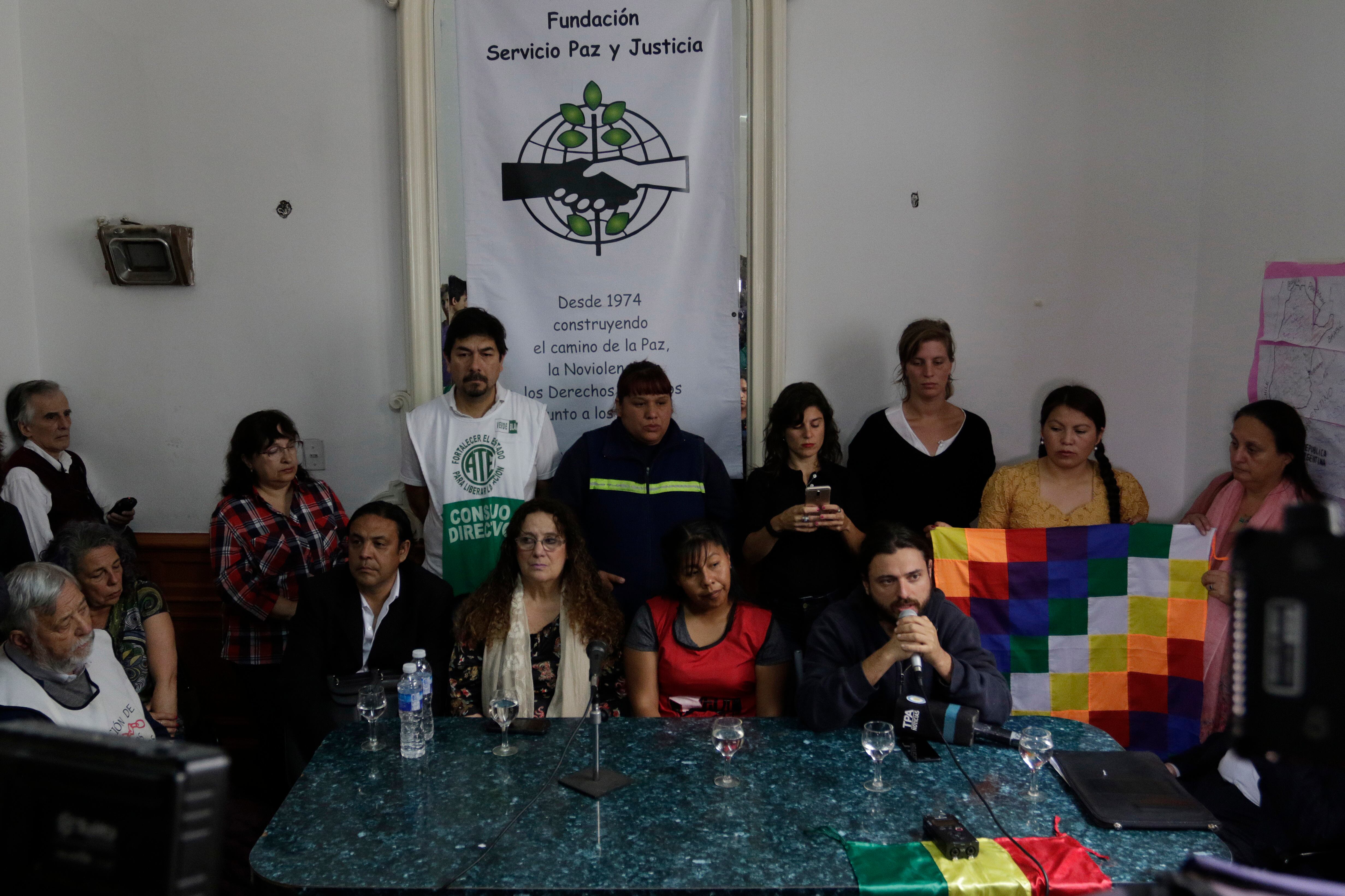 El viaje se anunció en una conferencia de prensa en Piedras 370, sede del Servicio de Paz y Justicia (Serpaj)