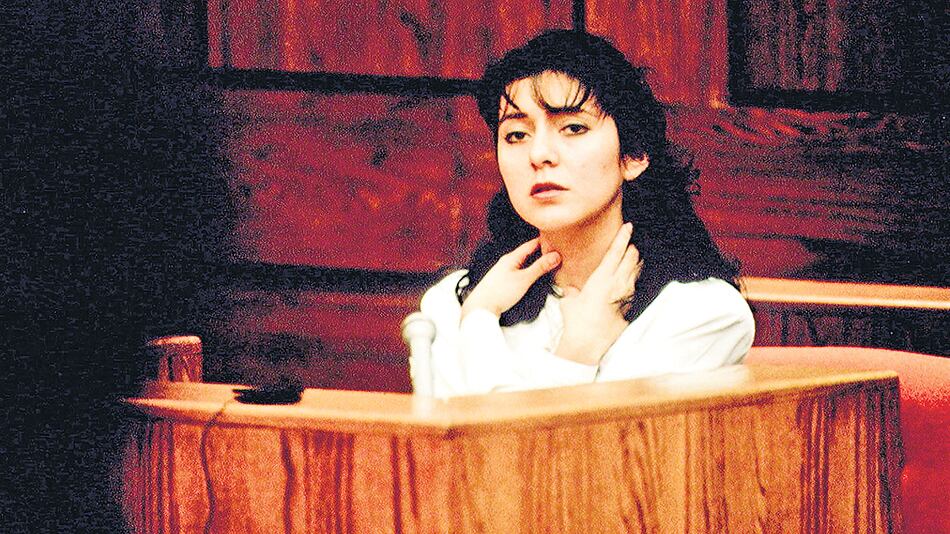 Lorena consta de cuatro episodios que repasan el suceso de junio de 1993.