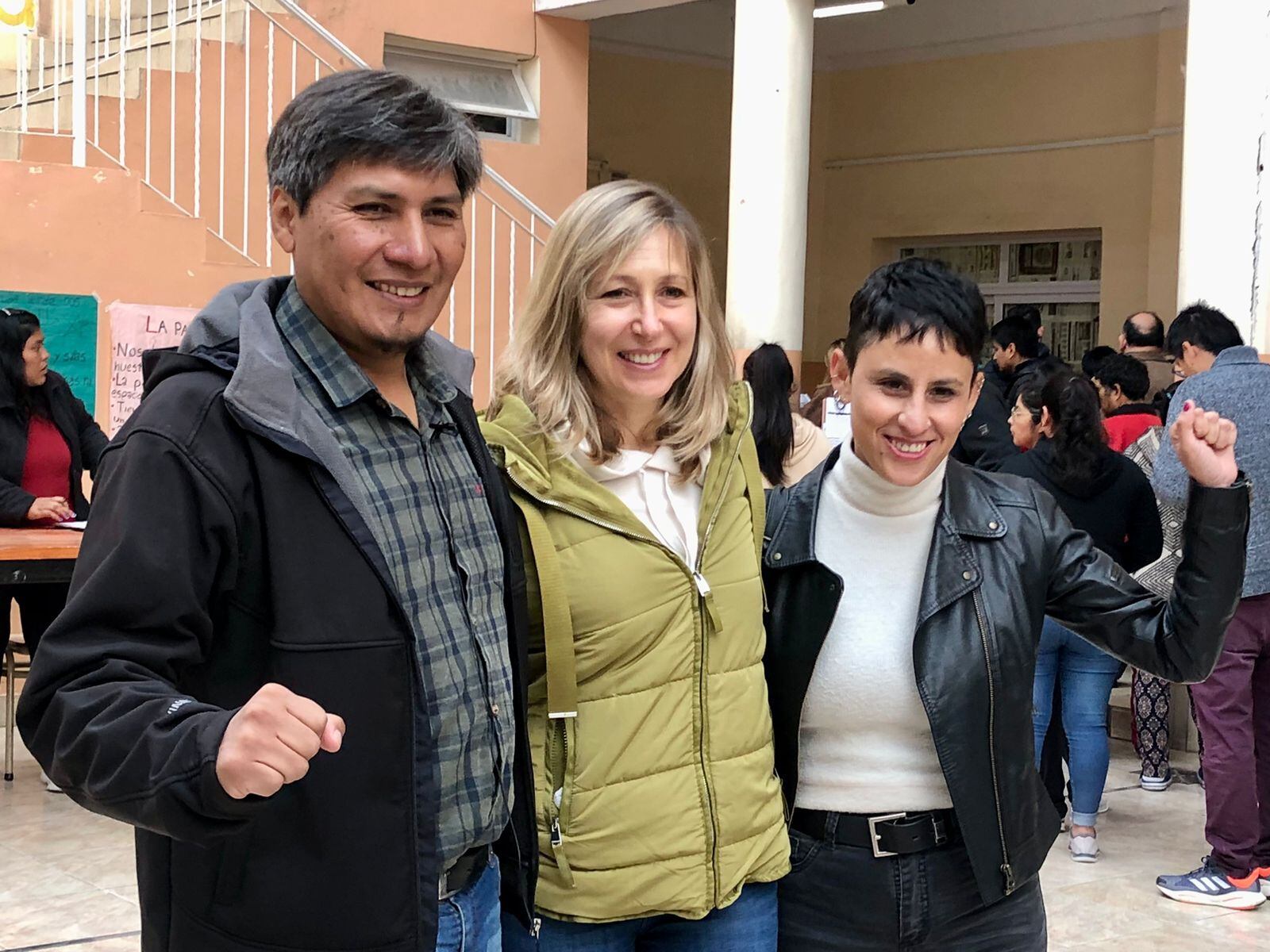 Vilca, Bregman y Rivero, recorrieron las escuelas controlando el acto eleccionario.