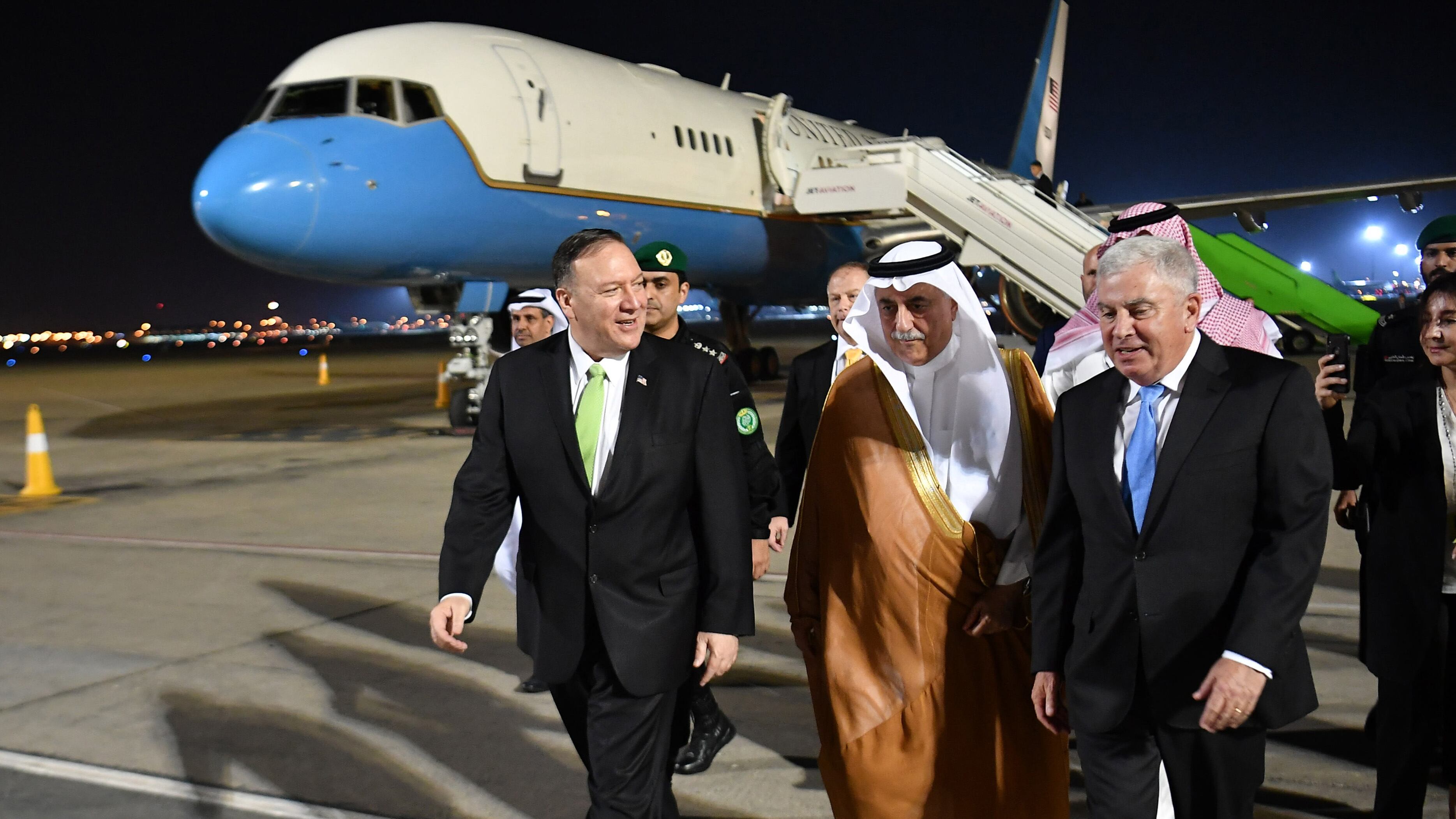 El secetario de Estado de EE.UU., Mike Pompeo, viajó a Arabia Saudita despuès del ataque.