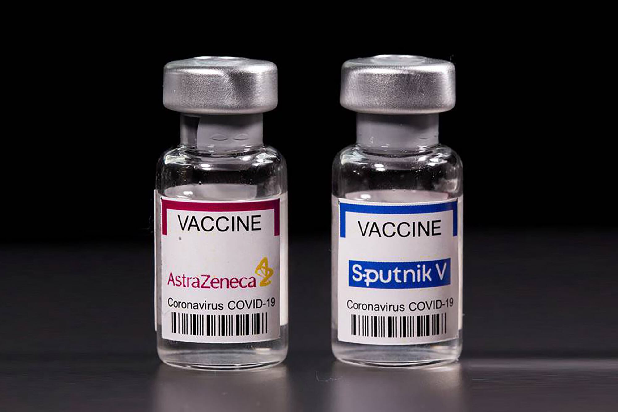 La combinación de las vacunas contra la covid de AstraZeneca y Sputnik Light mostró muy buenos resultados.