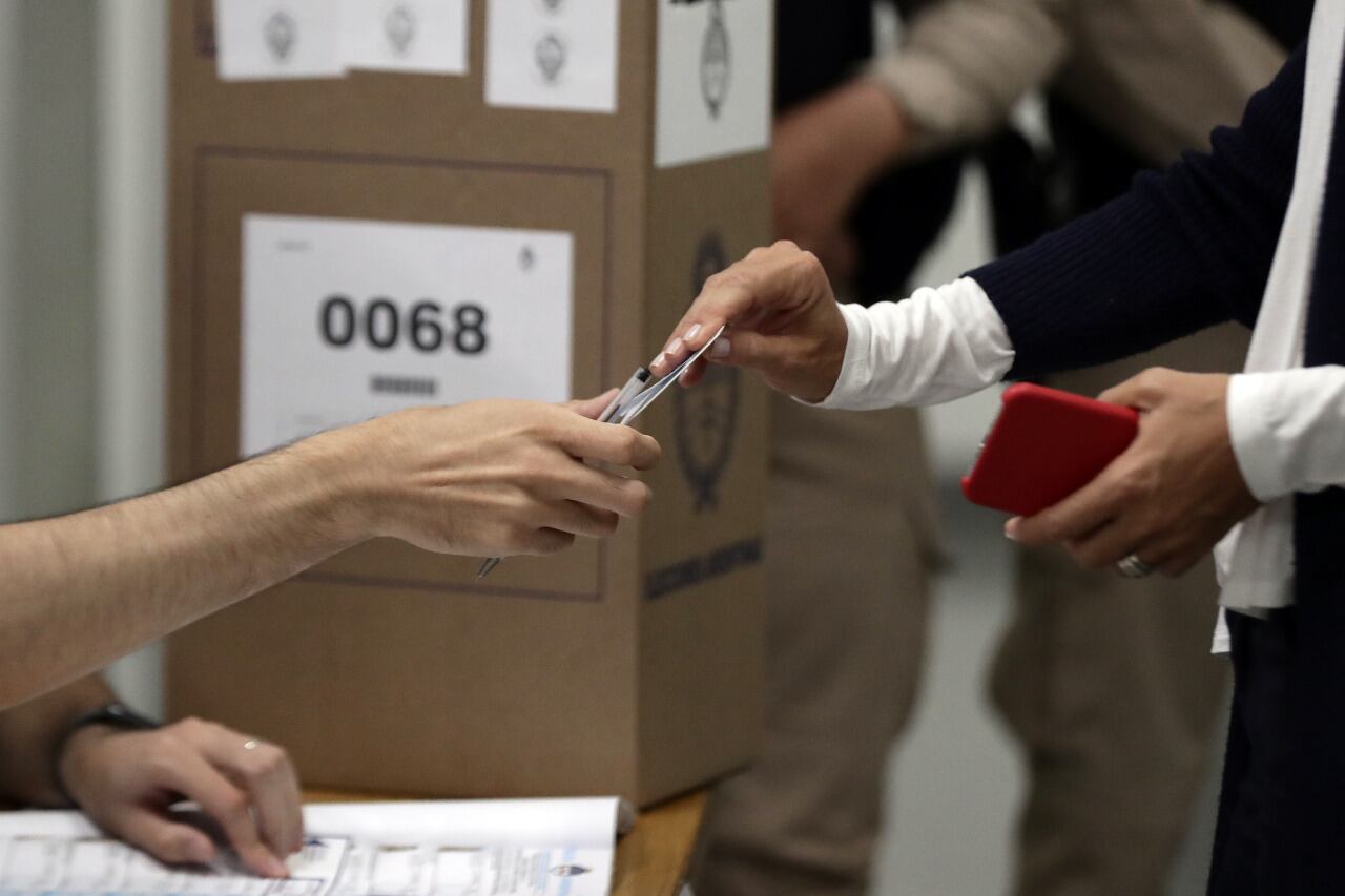 Dónde voto este 14 de noviembre: el lugar y la mesa se puede consultar por Internet.