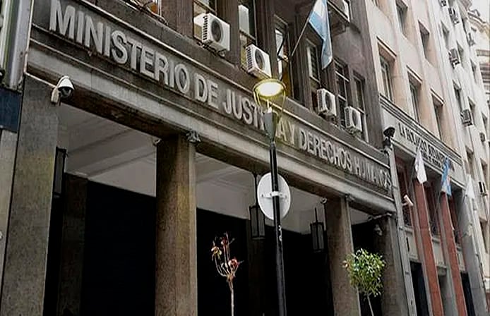 El Ministerio de Justicia, donde murió un empleado.