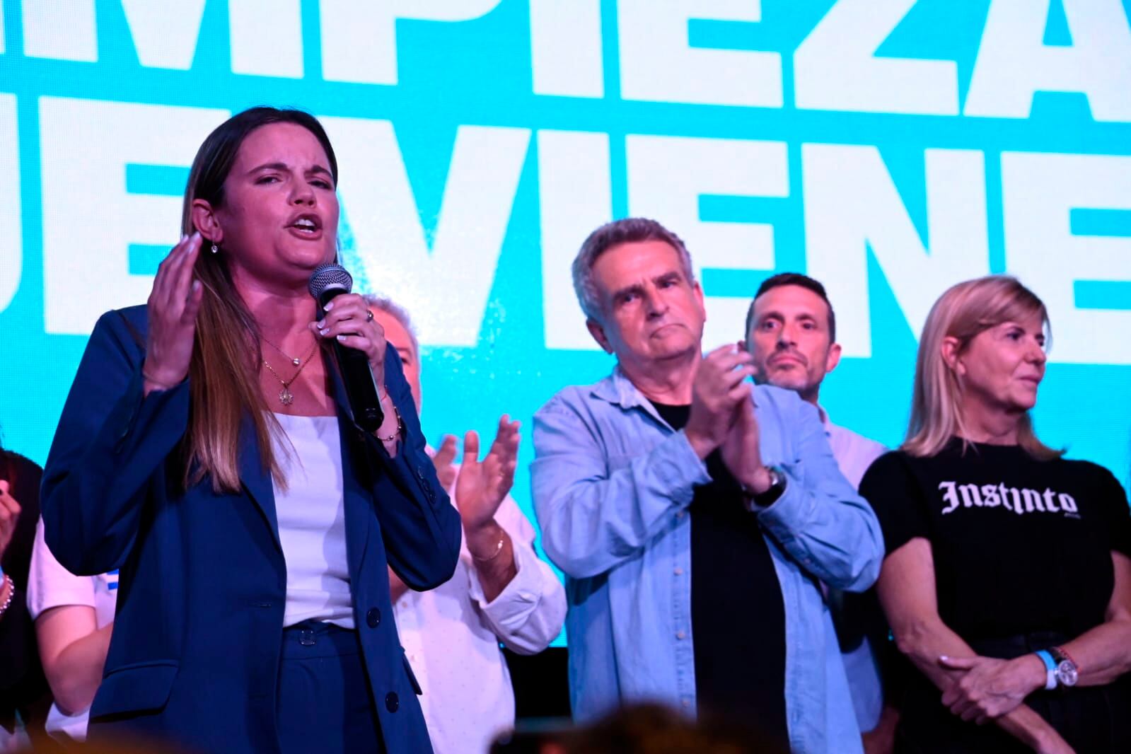 "Caren Tepp obtuvo 147.000, en la ciudad”, detalló Salinas.