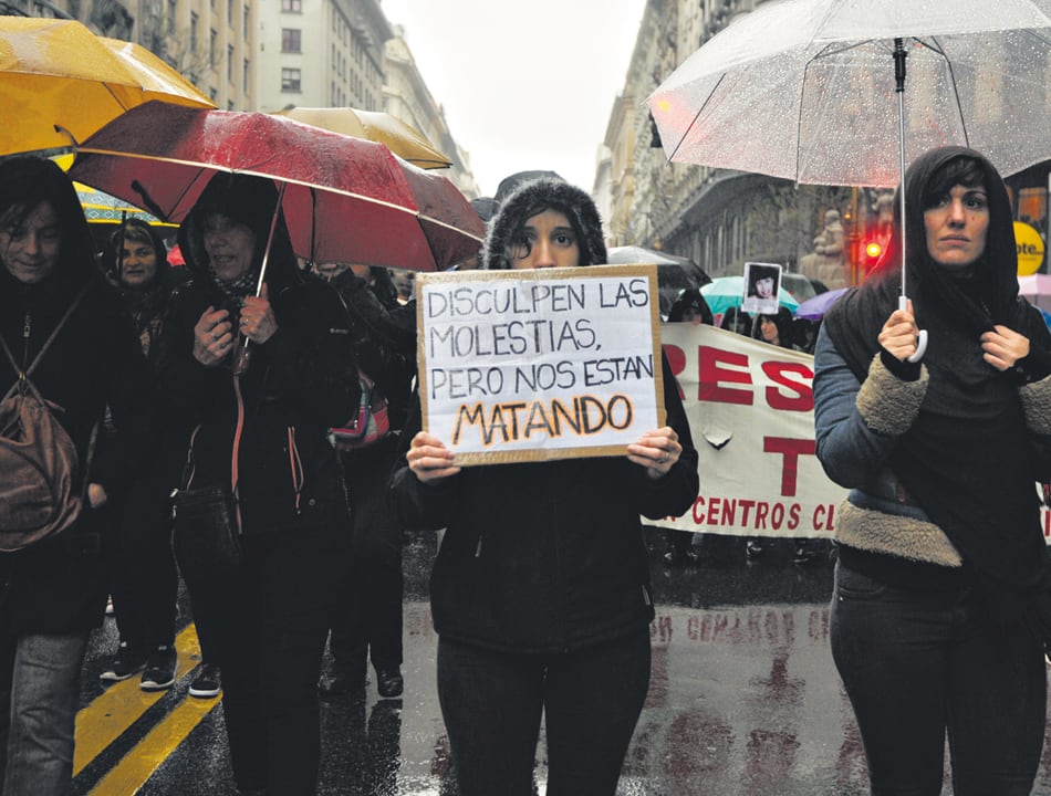 Para muchos, el registro de violadores promueve soluciones facilistas a problemas complejos, e incita a acciones por mano propia.