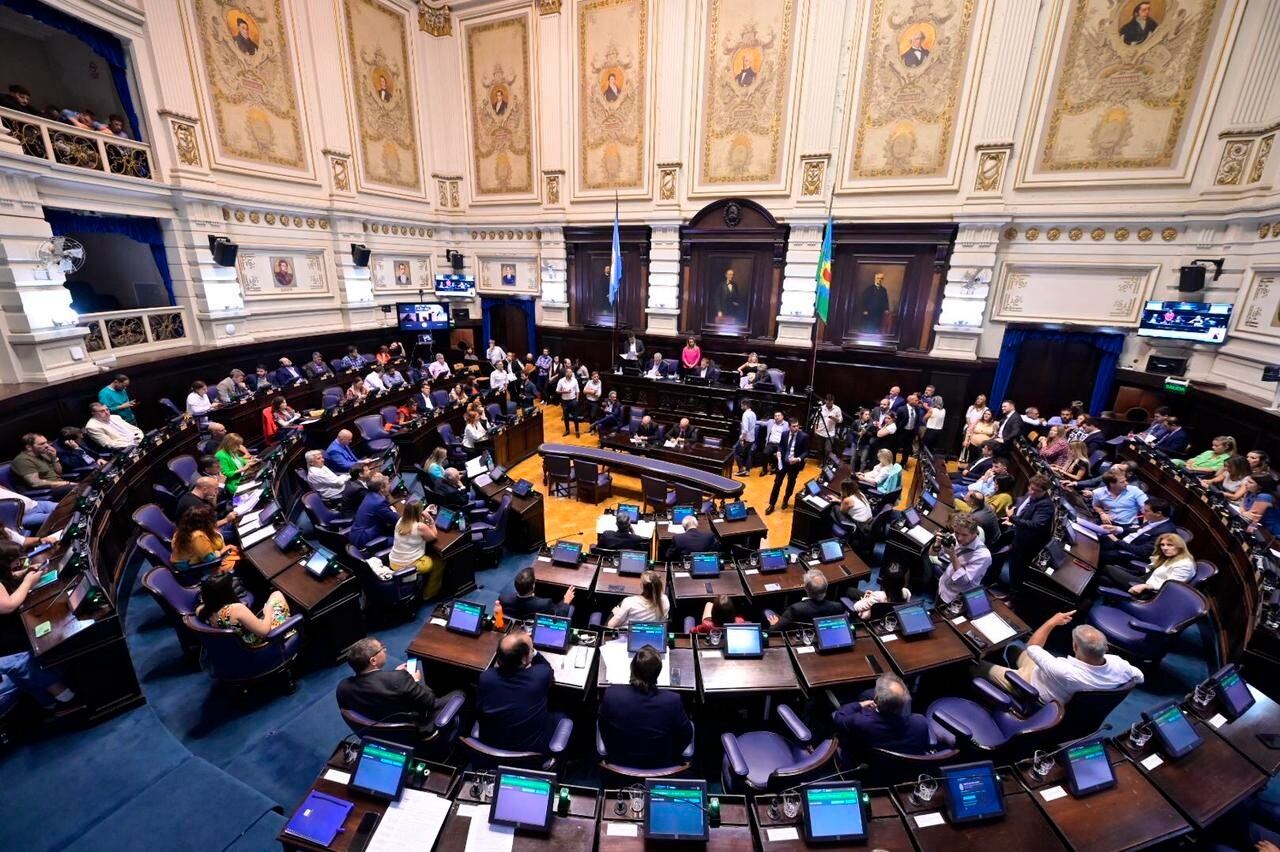 Los libertarios llegarán separados a la Legislatura provincial.