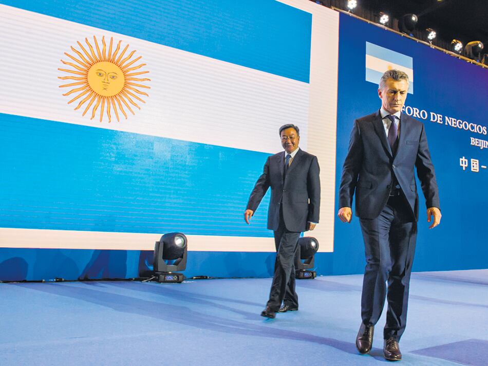 Mauricio Macri trató de deslumbrar en Beijing, bajo la atenta mirada de los chinos.