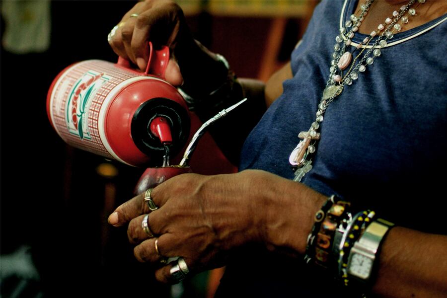 Afroargentinidad y mate. Imagen: Nicolás Parodi.