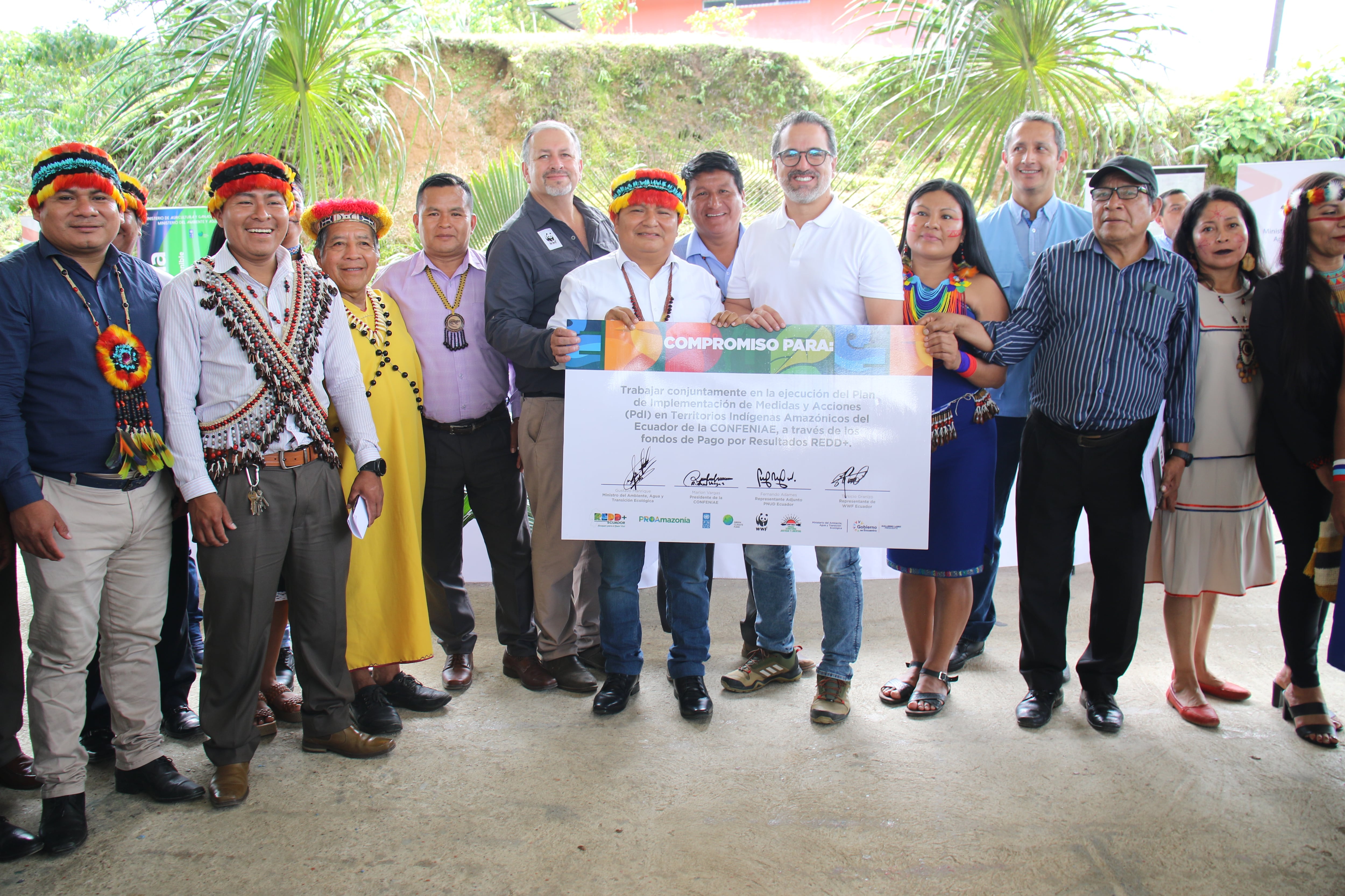 Firma de acuerdo para financiar proyectos ambientales / Ministerio de Ambiente, Agua y Transición Ecológica.