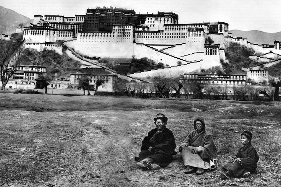 Alexandra David Néel en una de sus largas travesías por Asia.