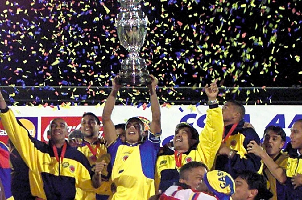 Colombia, campeón en su tierra de la Copa América 2001