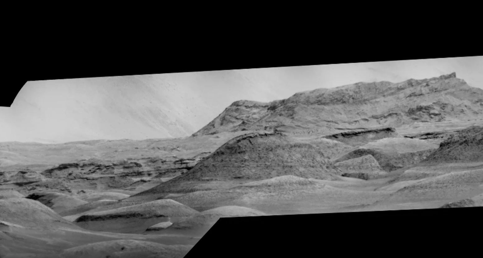 La impresionante foto panorámica que la NASA tomó en Marte.
