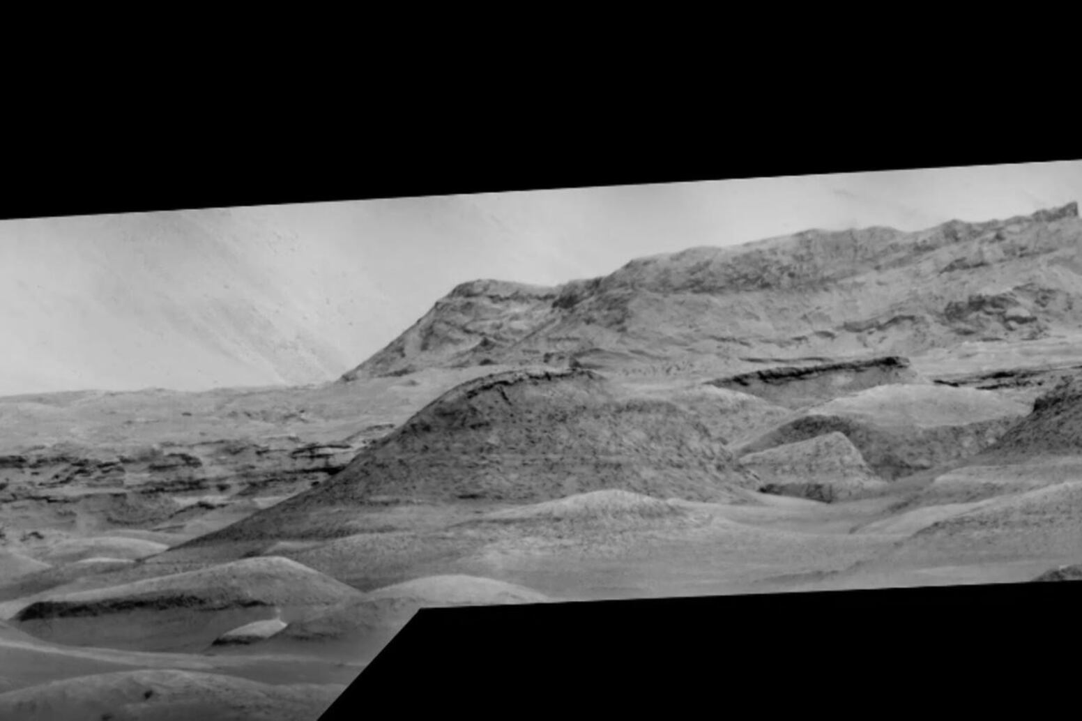 La impresionante foto panorámica que la NASA tomó en Marte.