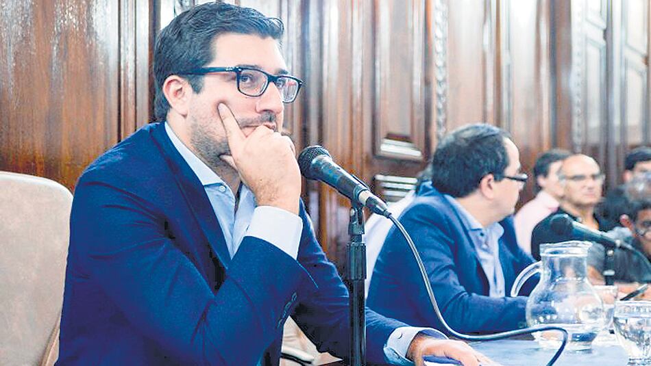 Fernando Ponce, de RR.PP. de boliches al Concejo de La Plata.