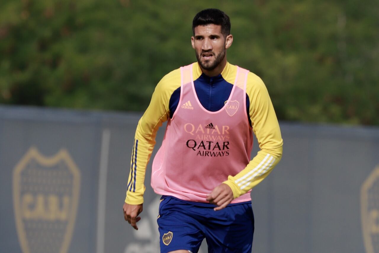 El defensor, relegado, es buscado desde el exterior