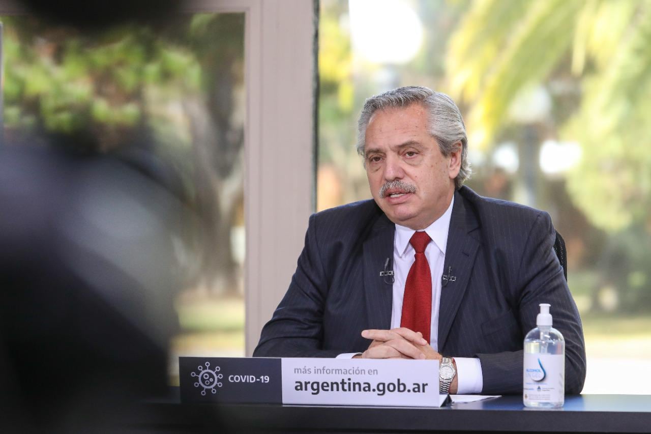 "No nos van a doblegar los que gritan porque los que gritan suelen no tener razón", dijo el presidente Alberto Fernández al terminar un acto por videoconferencia en el que desde la residencia de Olivos.